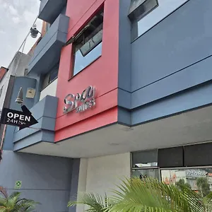 Hotel Laureles